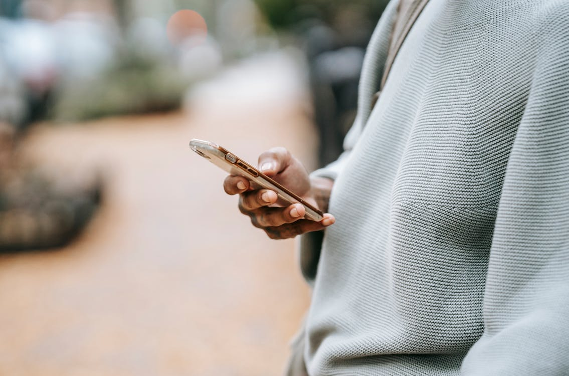 Como limpar o armazenamento do celular rápido e fácil